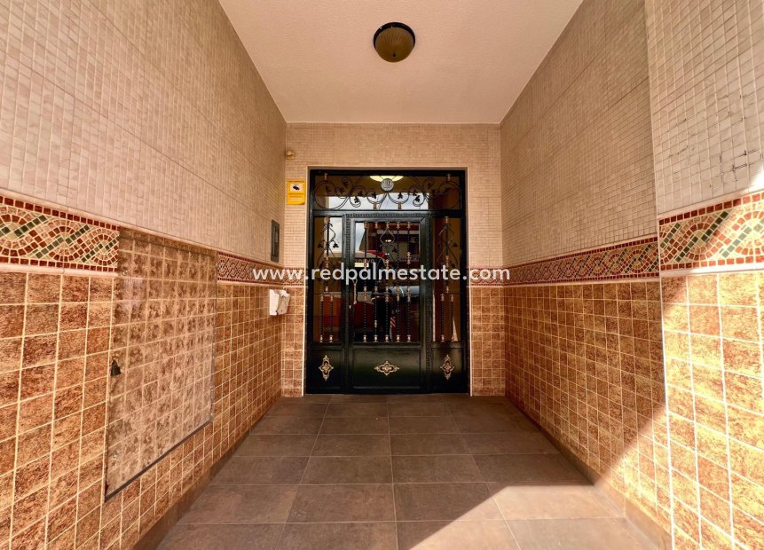 Videresalg - Leilighet -
Torrevieja - Puerto Deportivo