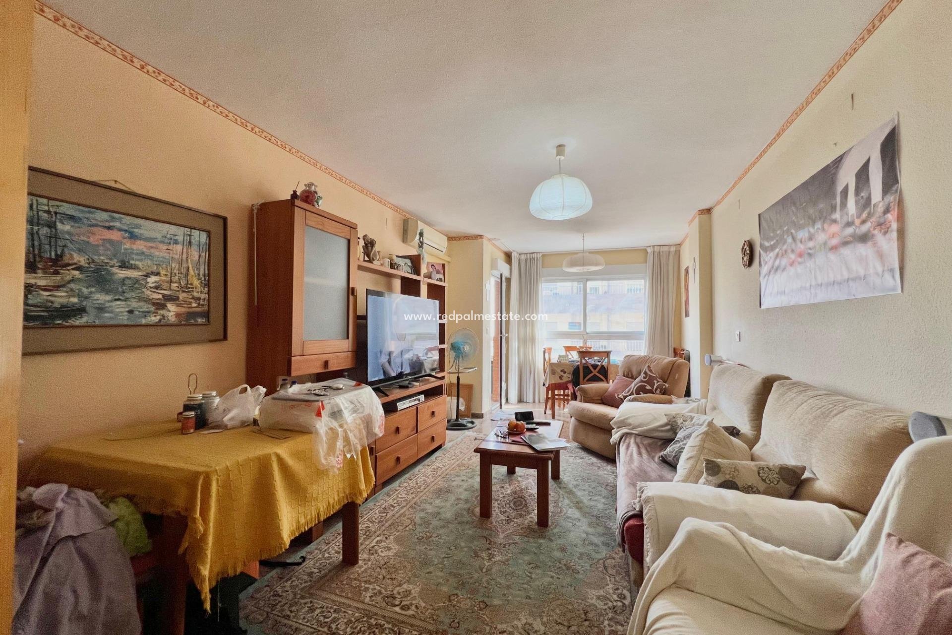Videresalg - Leilighet -
Torrevieja - Puerto Deportivo