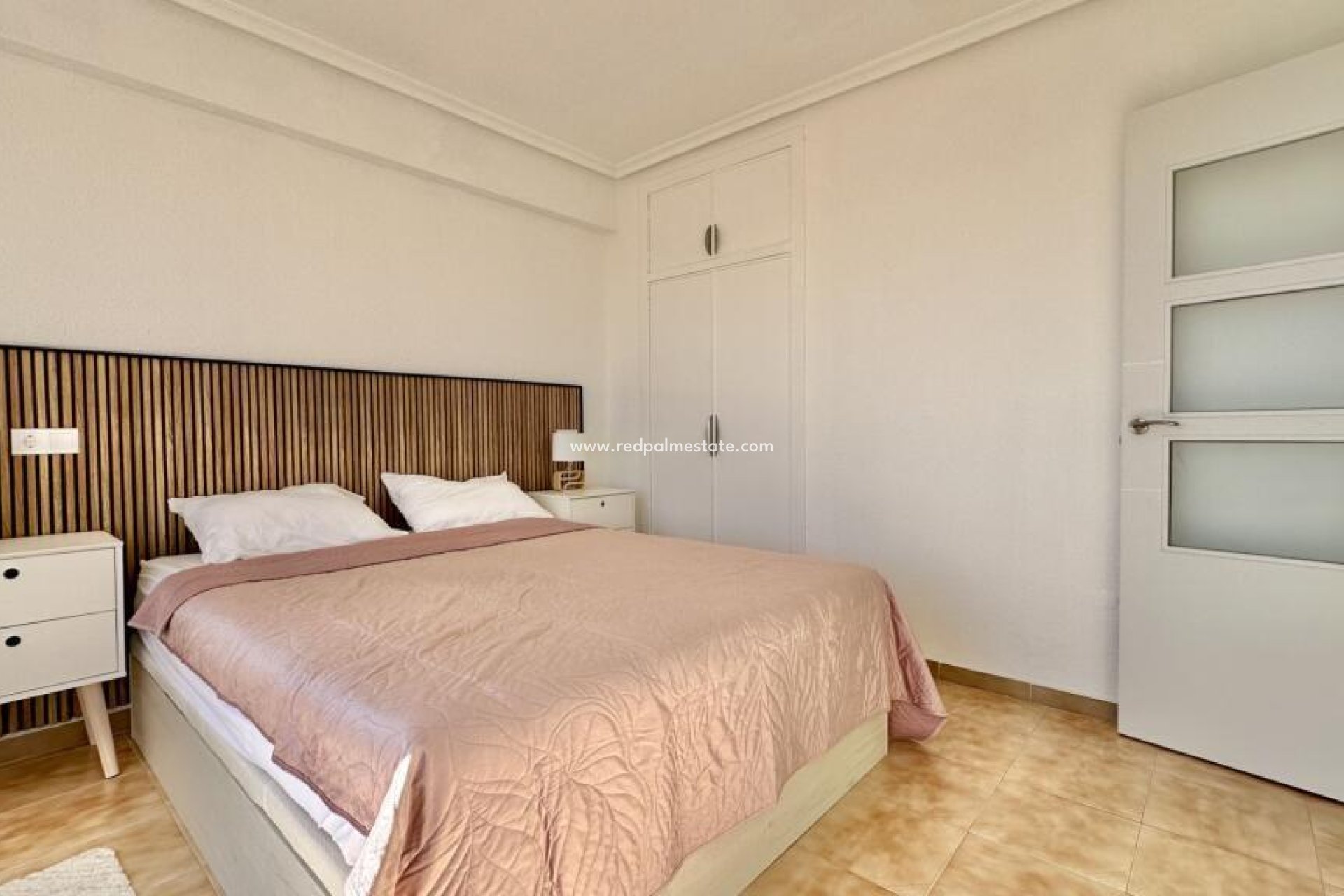 Videresalg - Leilighet -
Torrevieja - Punta prima