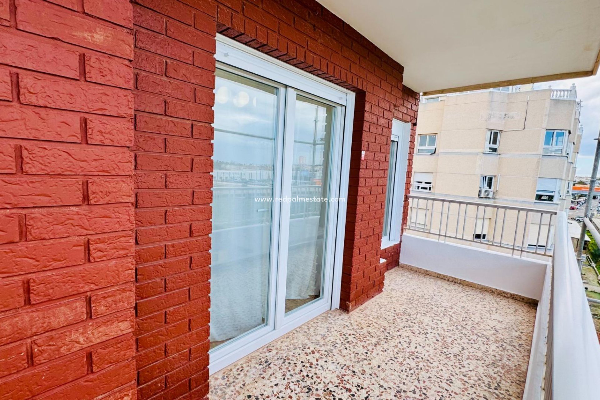 Videresalg - Leilighet -
Torrevieja - Punta prima