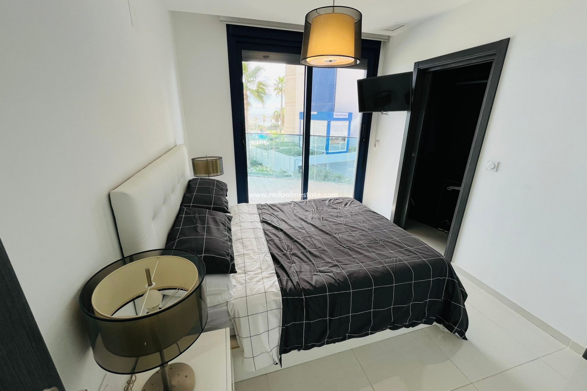 Videresalg - Leilighet -
Torrevieja - Punta prima