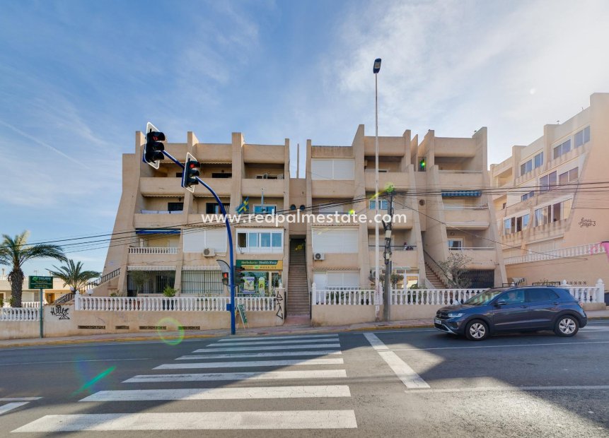 Videresalg - Leilighet -
Torrevieja - Torre la mata