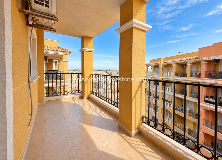 Videresalg - Leilighet -
Torrevieja - Torreblanca