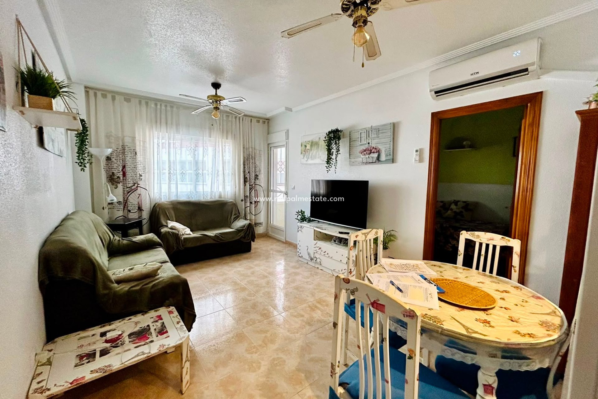 Videresalg - Leilighet -
Torrevieja - Torrevieja Centro