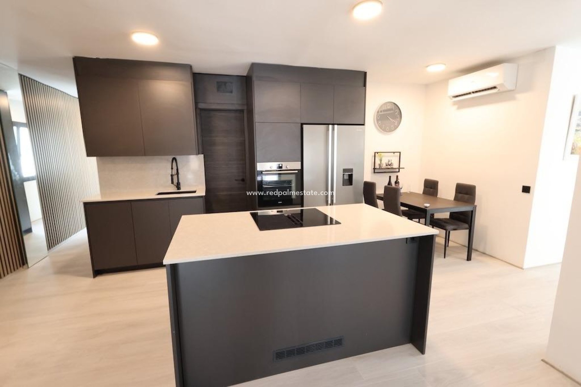 Videresalg - Leilighet -
Torrevieja