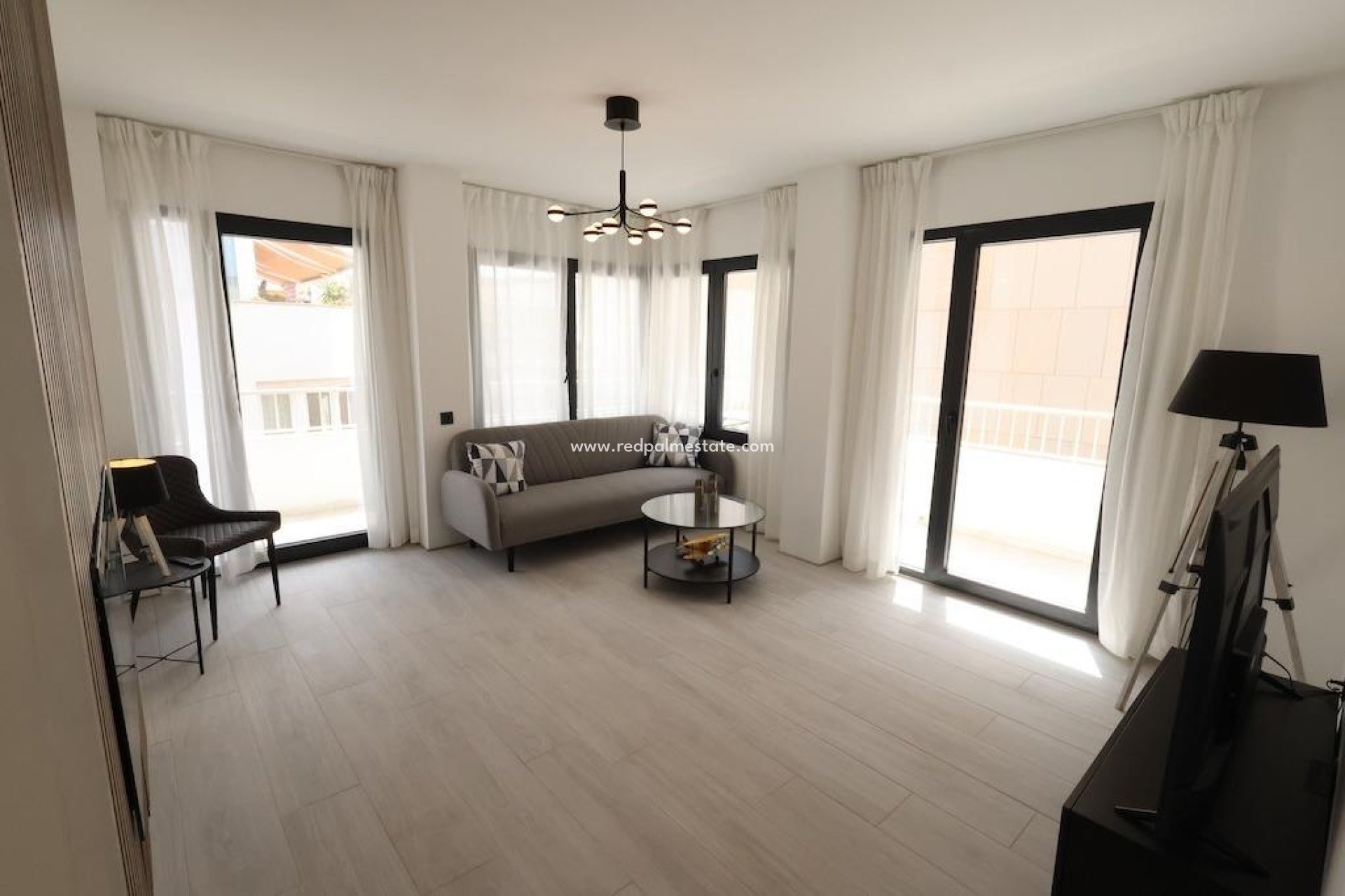 Videresalg - Leilighet -
Torrevieja
