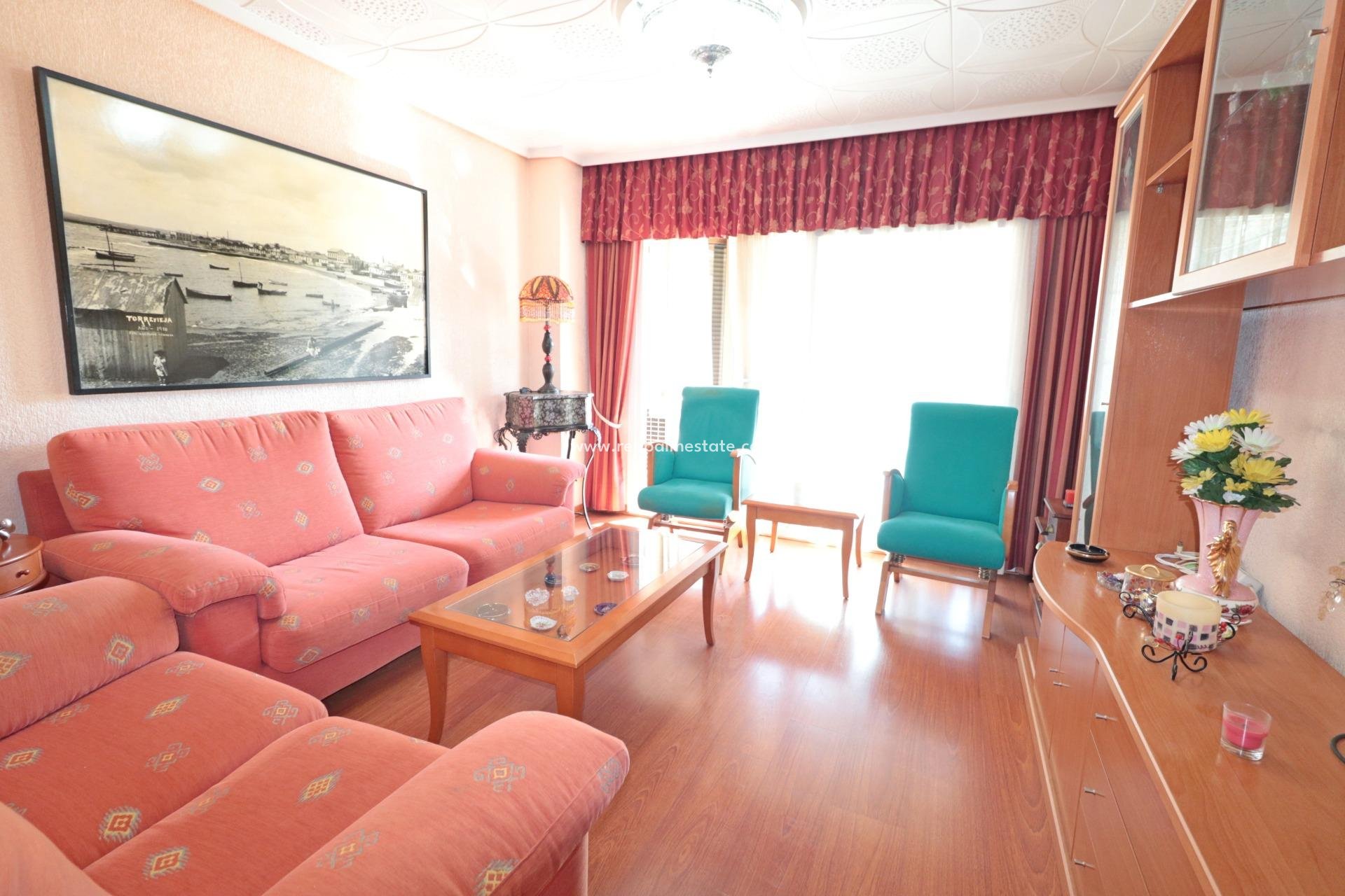 Videresalg - Leilighet -
Torrevieja