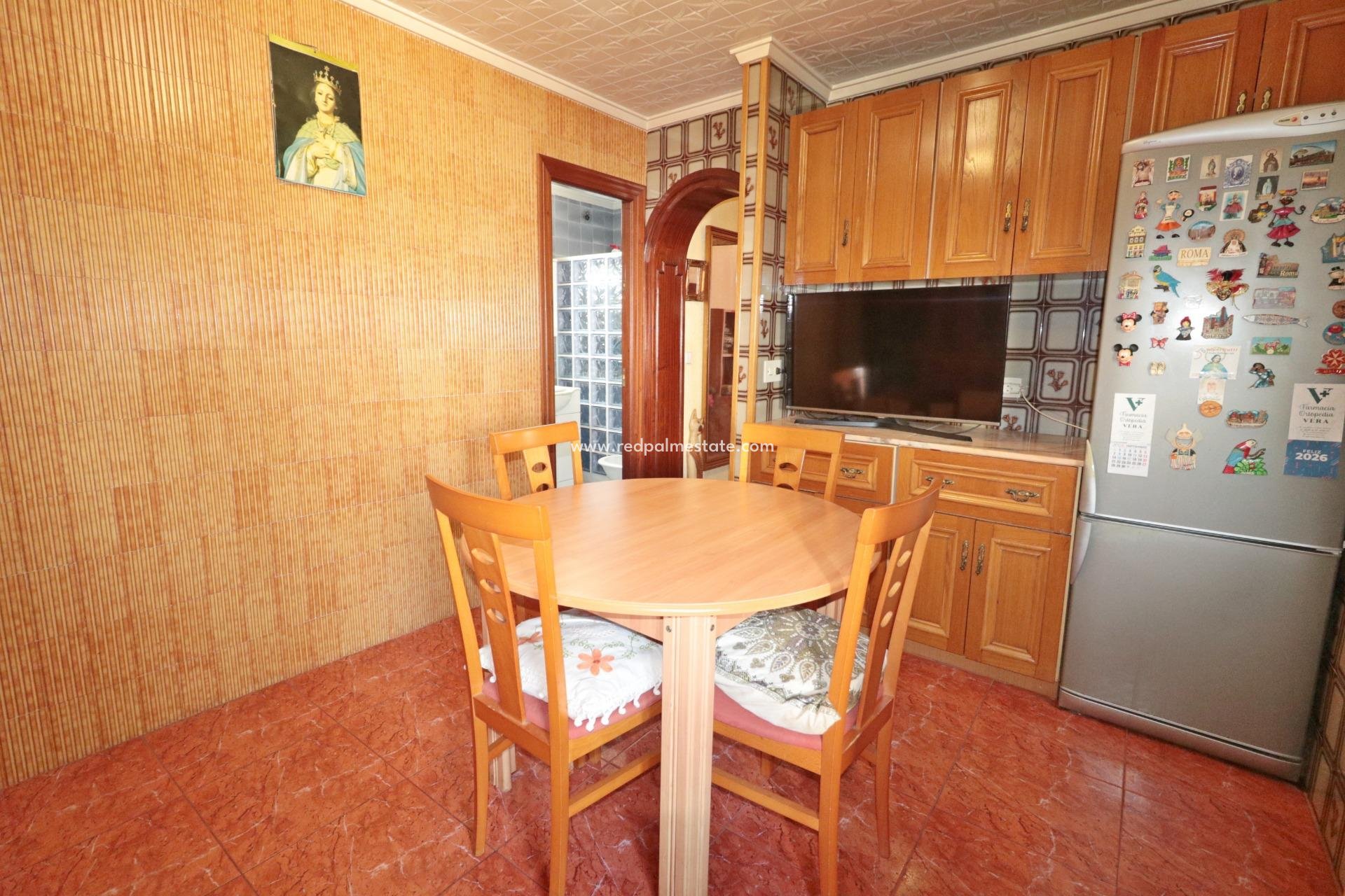 Videresalg - Leilighet -
Torrevieja