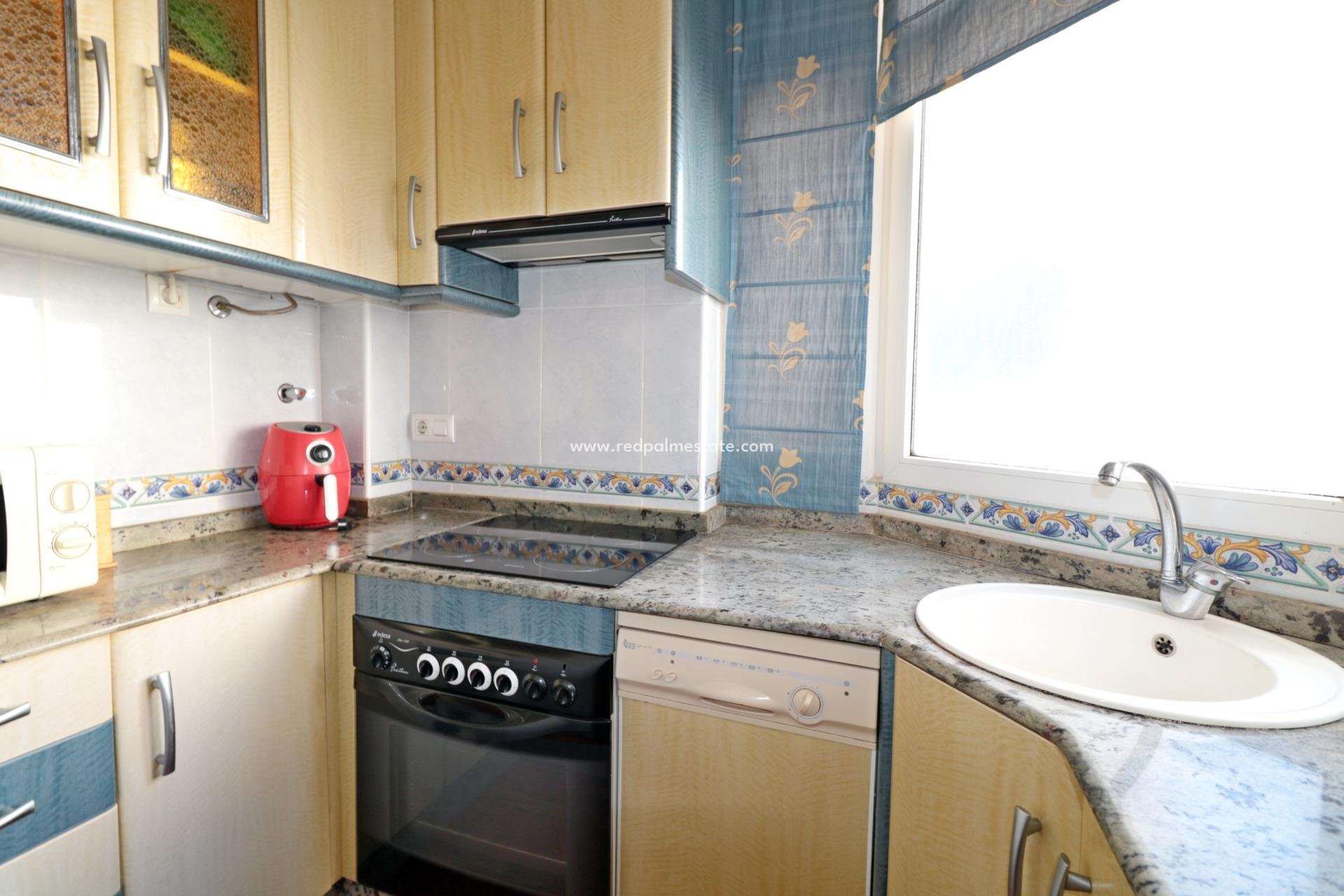 Videresalg - Leilighet -
Torrevieja