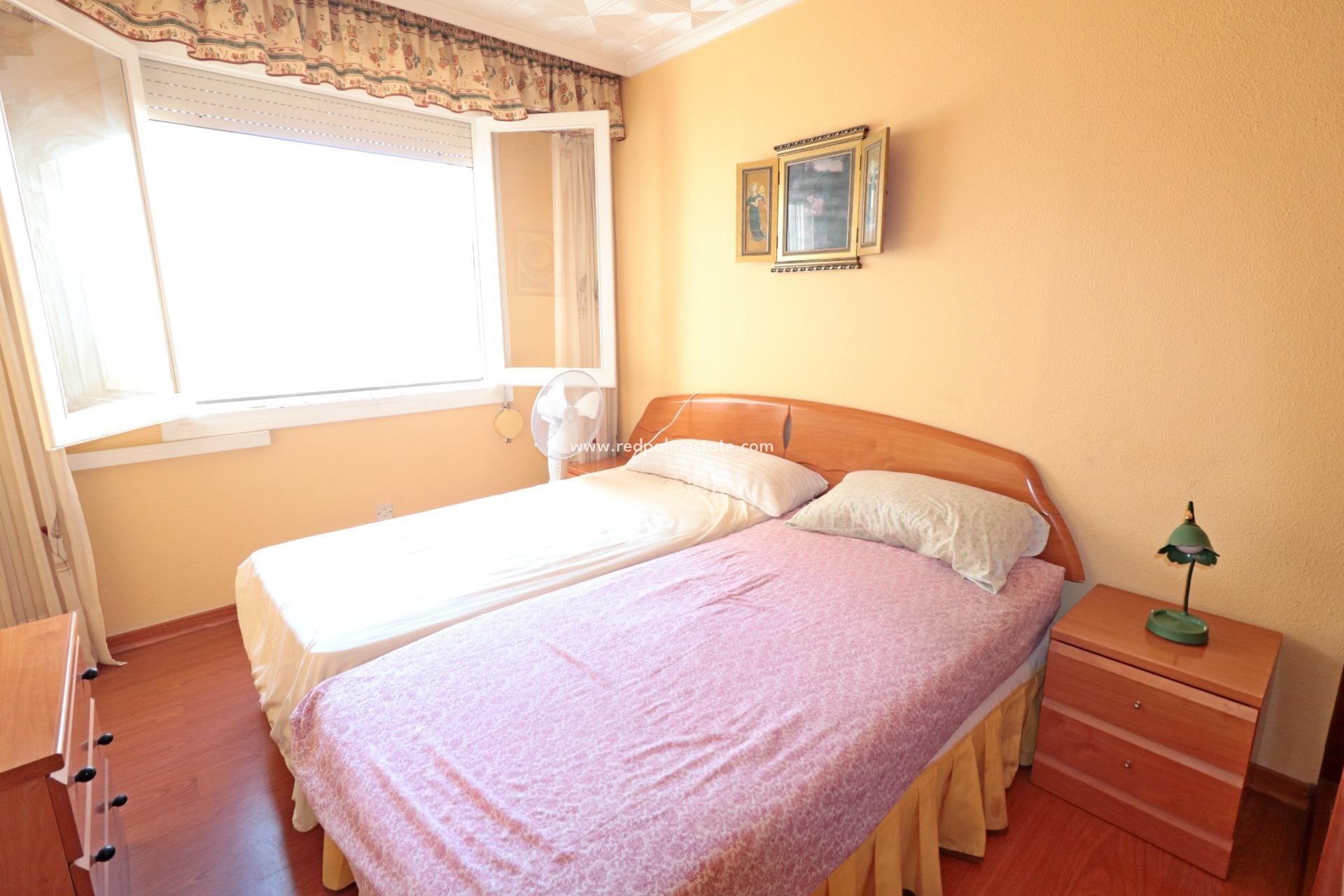 Videresalg - Leilighet -
Torrevieja