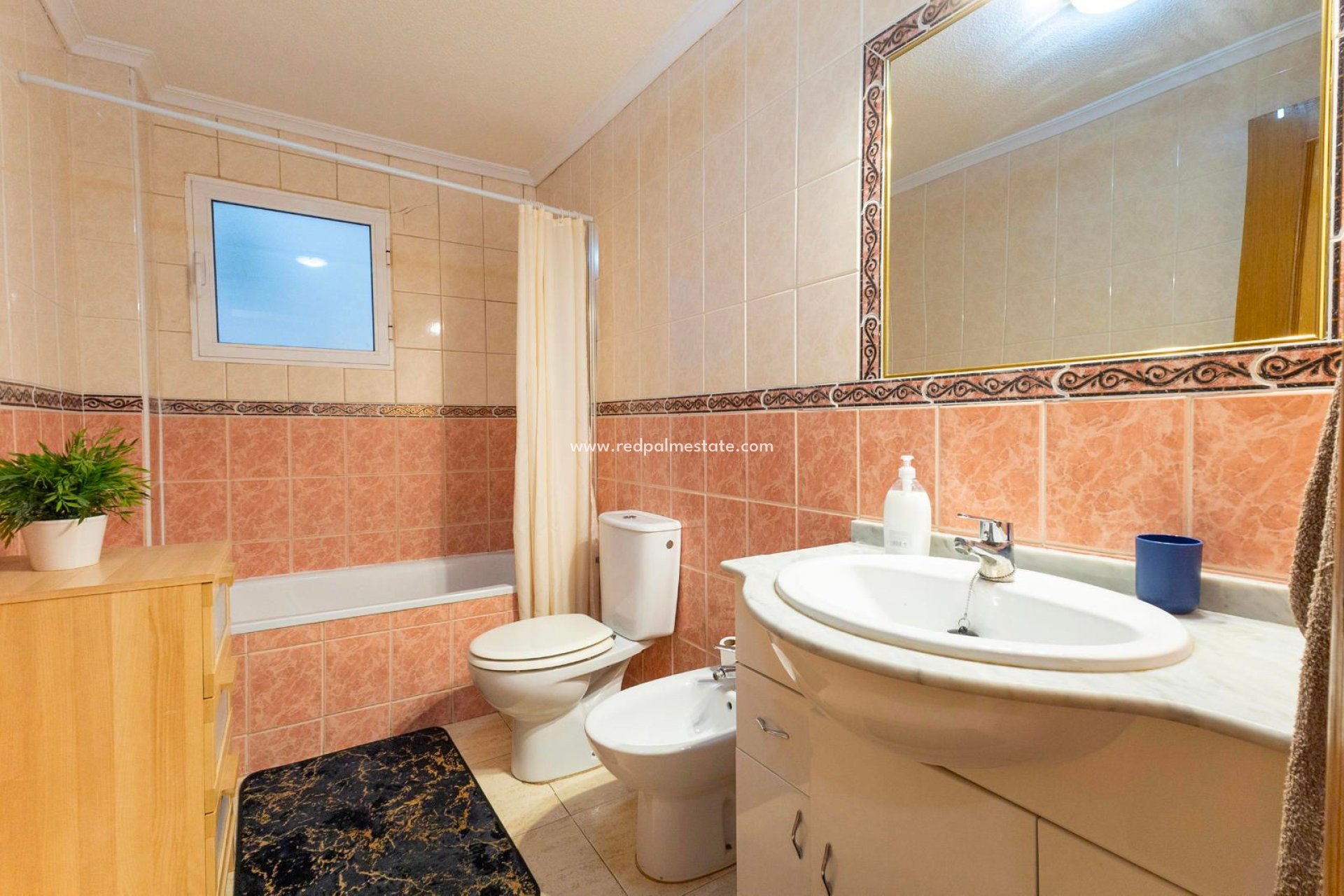 Videresalg - Leilighet -
Torrevieja