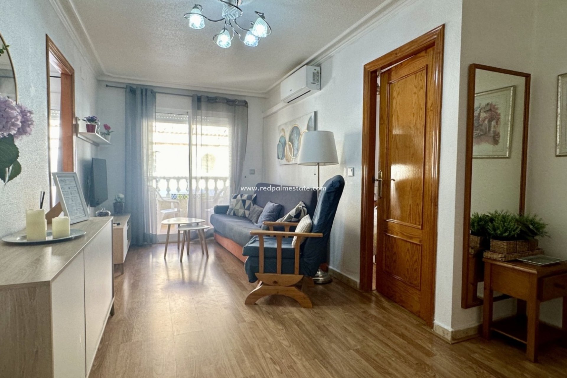 Videresalg - Leilighet -
Torrevieja