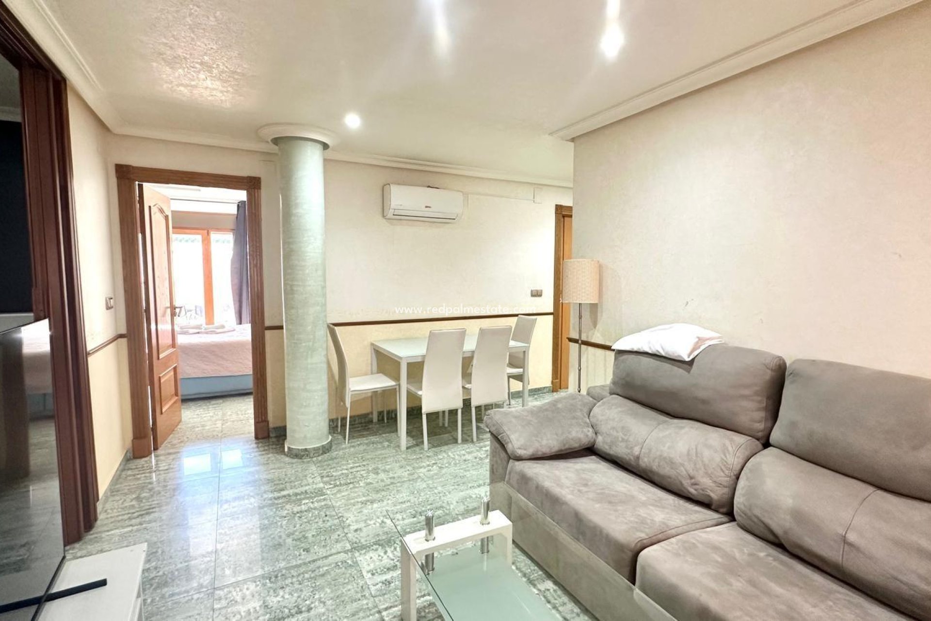 Videresalg - Leilighet -
Torrevieja