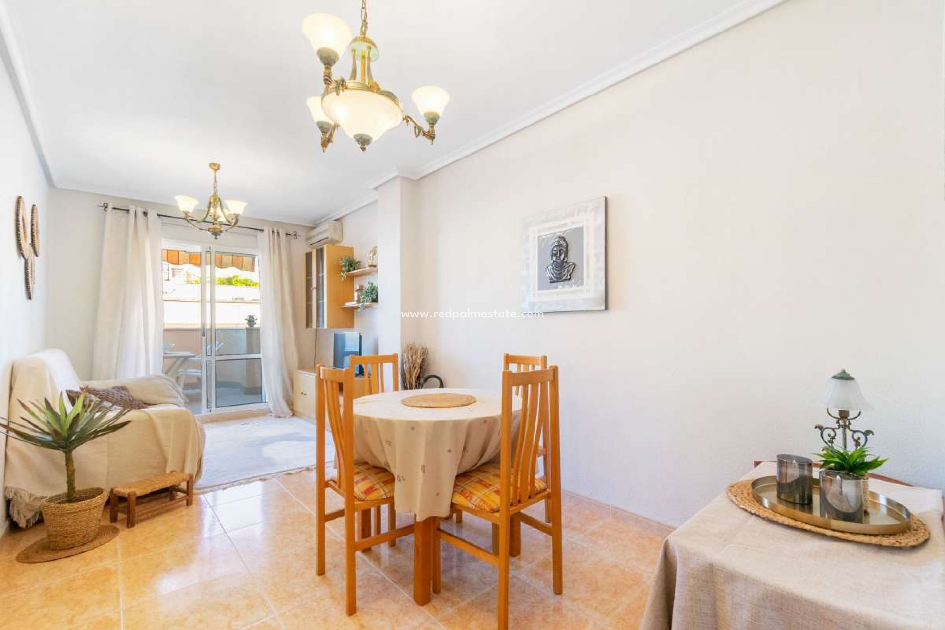 Videresalg - Leilighet -
Torrevieja