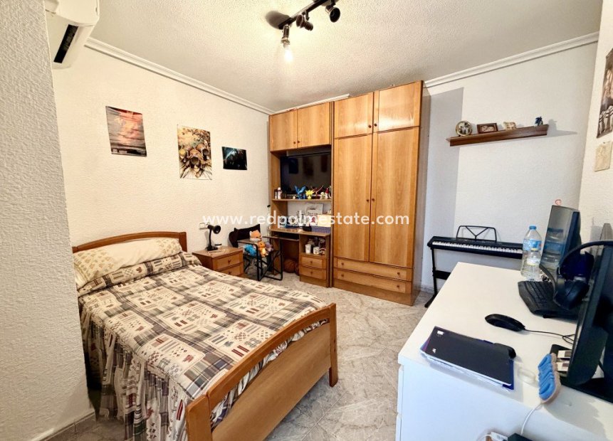 Videresalg - Leilighet -
Torrevieja