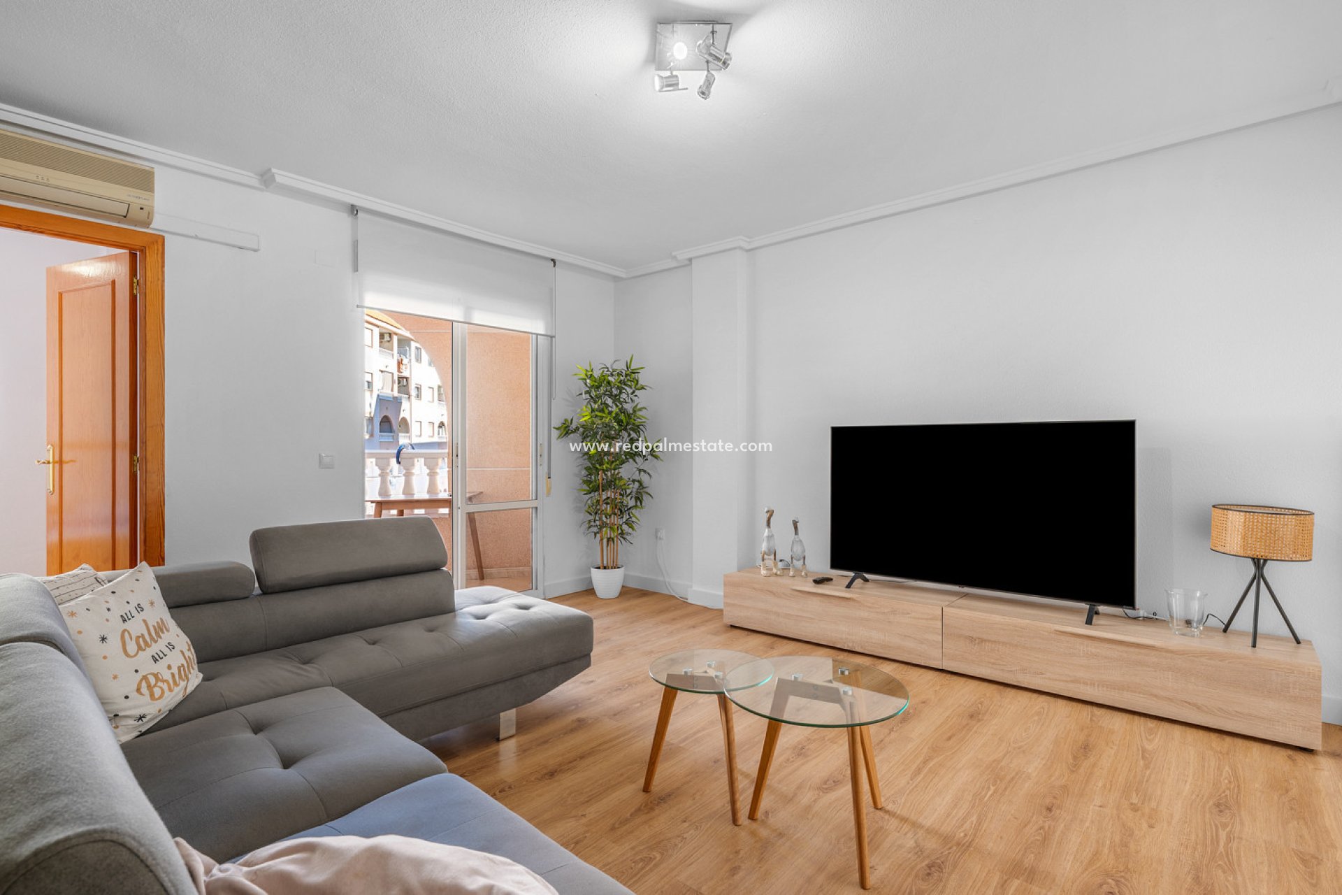 Videresalg - Leilighet -
Torrevieja