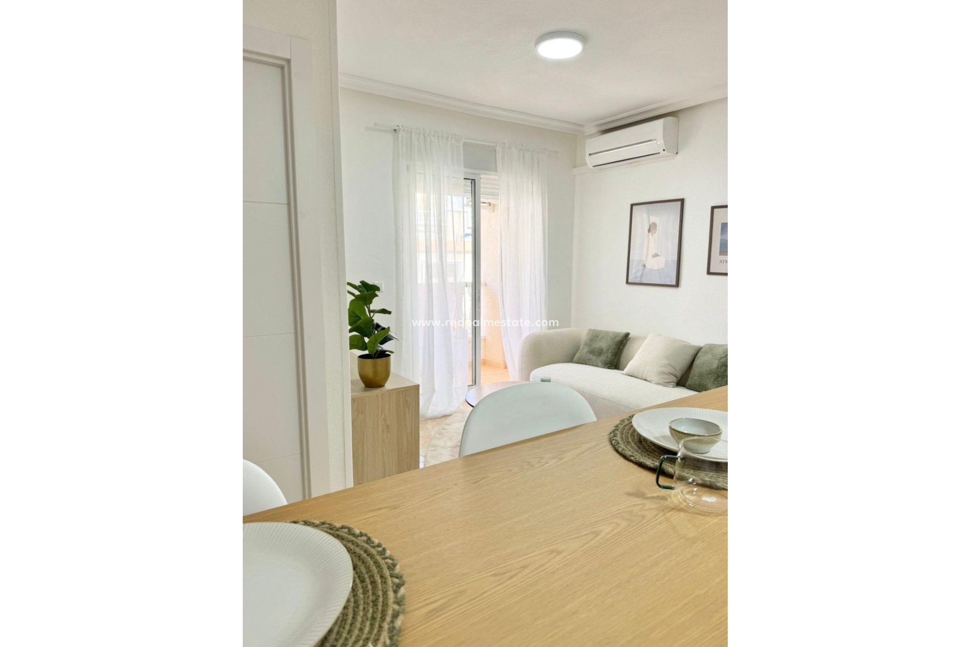 Videresalg - Leilighet -
Torrevieja
