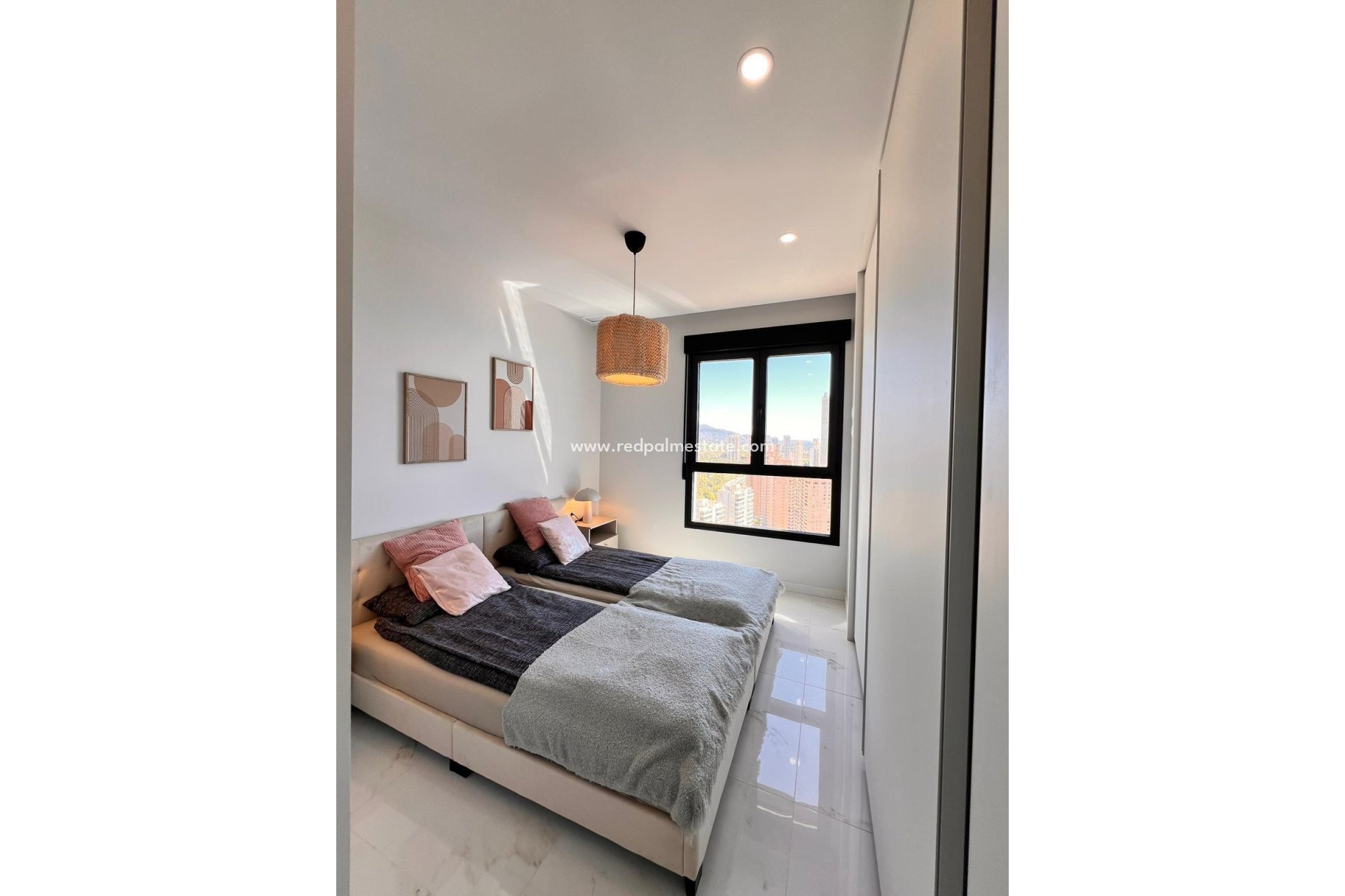 Videresalg - Leiligheter -
Benidorm - Poniente