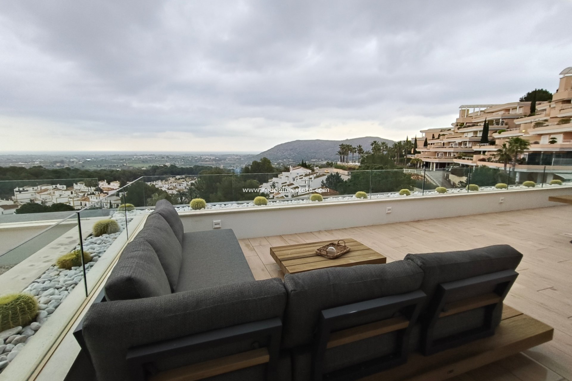 Videresalg - Leiligheter -
Denia