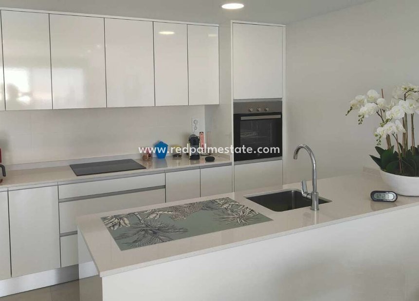 Videresalg - Leiligheter -
Finestrat