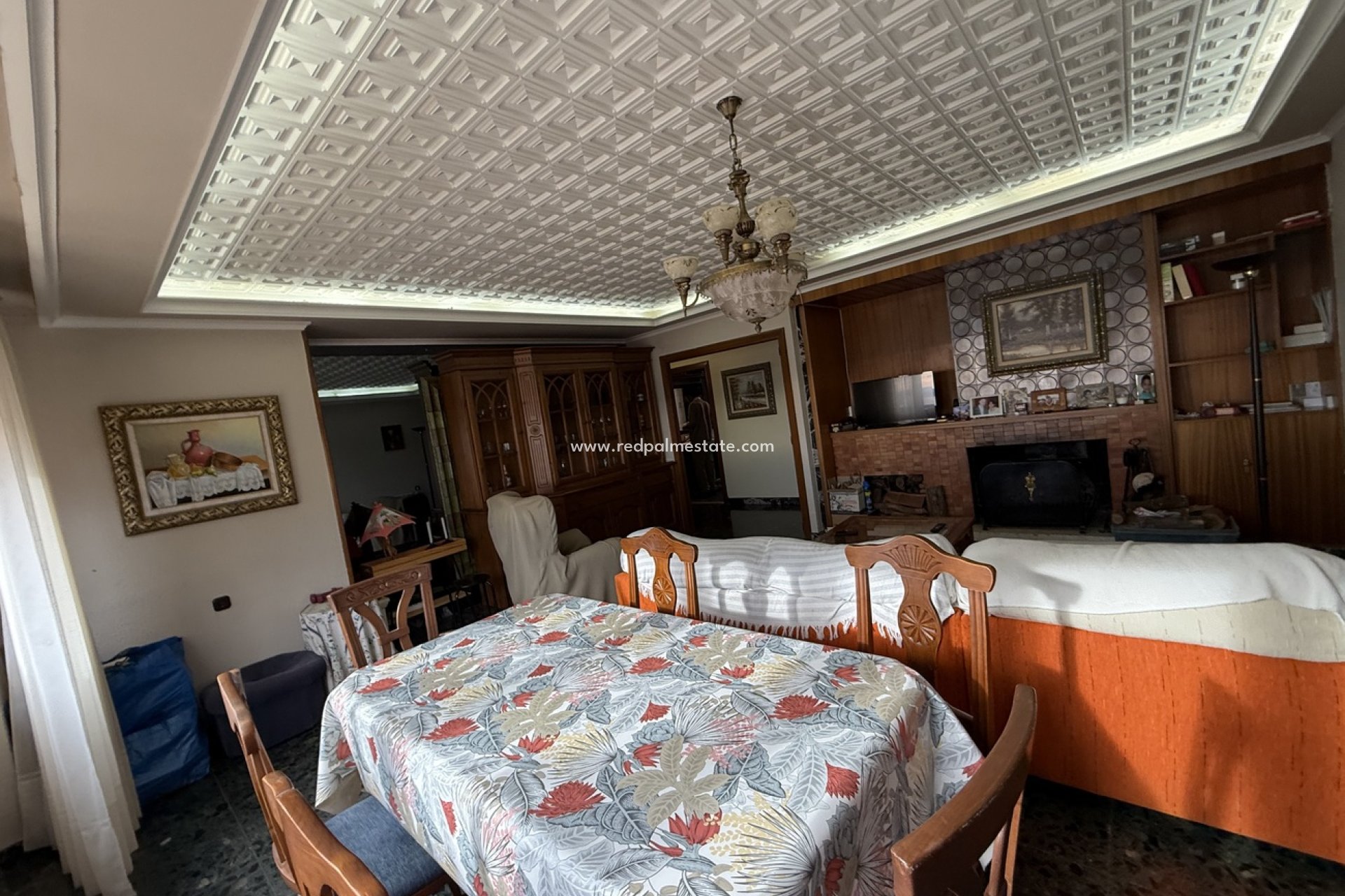 Videresalg - Leiligheter -
Onil - Costa Blanca