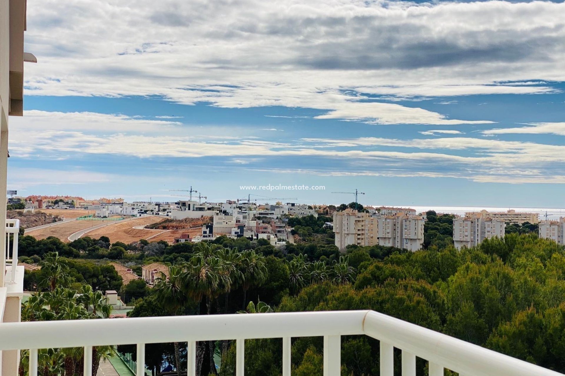 Videresalg - Leiligheter -
Orihuela Costa - Altos de Campoamor