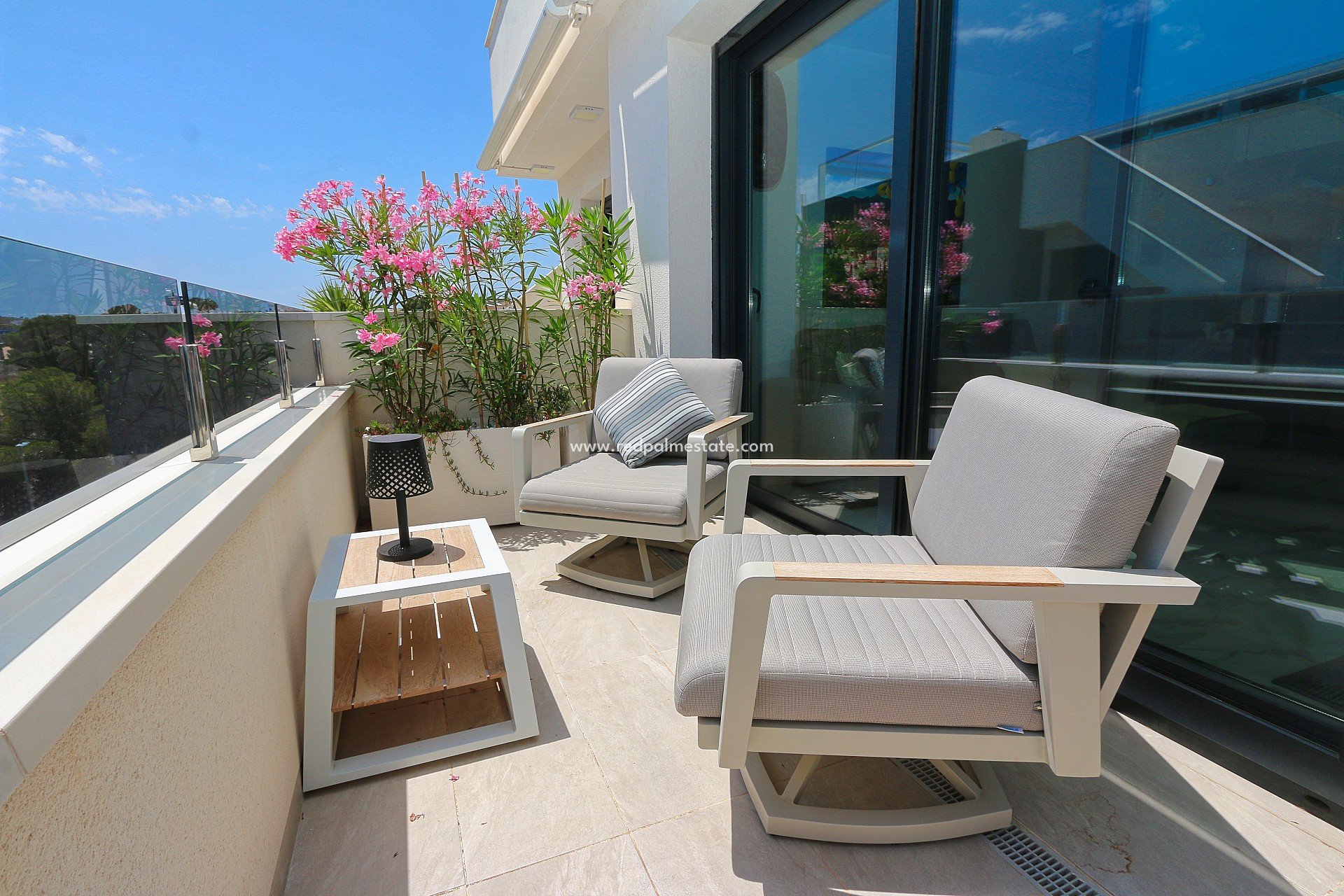 Videresalg - Leiligheter -
Orihuela Costa - Costa Blanca