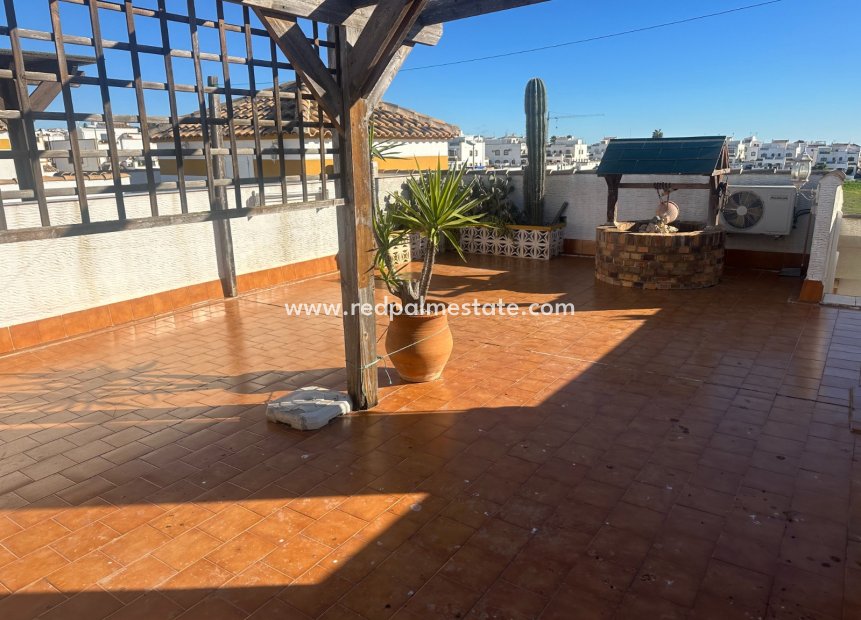 Videresalg - Leiligheter -
Orihuela Costa - Inland