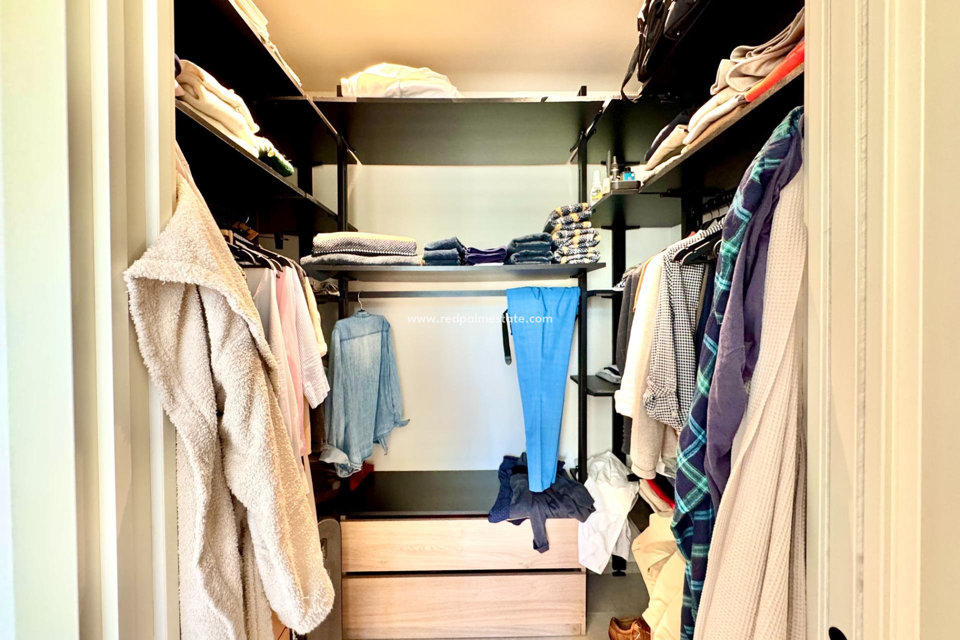 Videresalg - Leiligheter -
Orihuela Costa - Las Colinas Golf