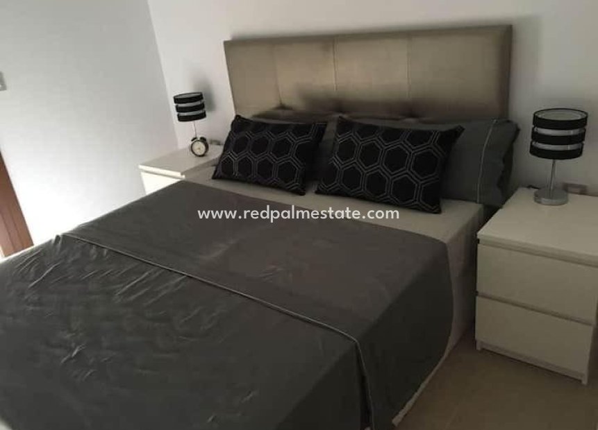 Videresalg - Leiligheter -
Orihuela Costa - Lomas de Cabo Roig