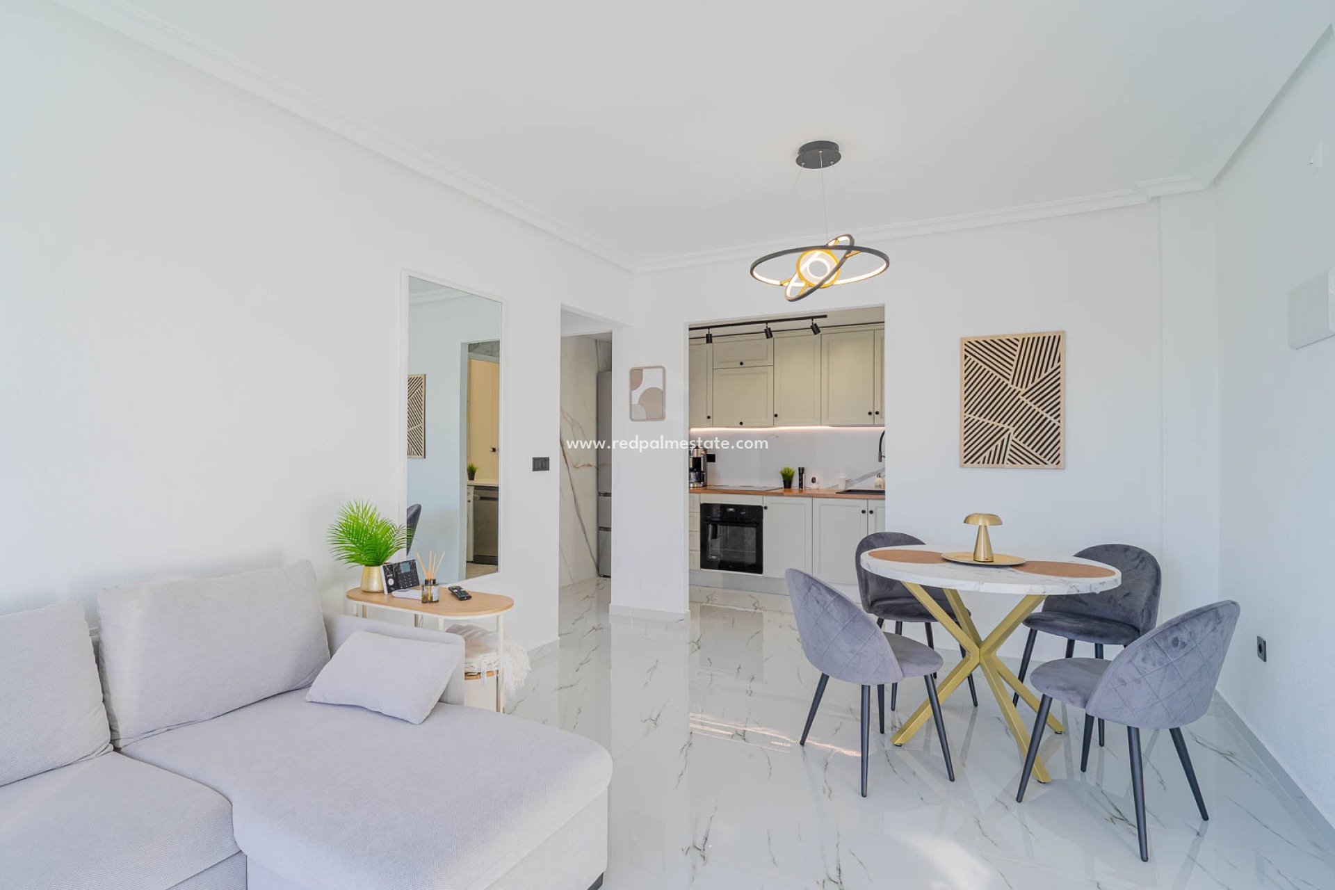 Videresalg - Leiligheter -
Orihuela Costa - Playa Flamenca