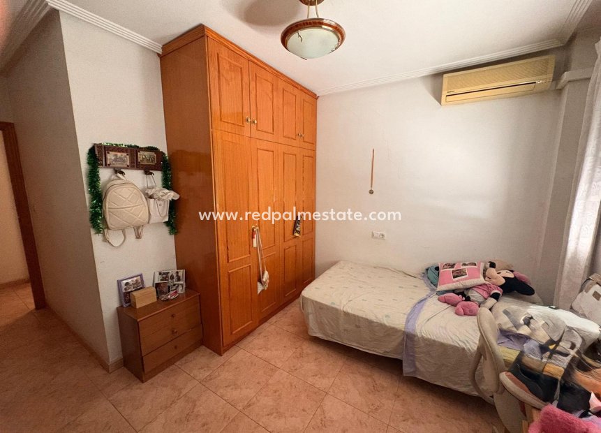 Videresalg - Leiligheter -
Orihuela Costa - Raiguero de Bonanza