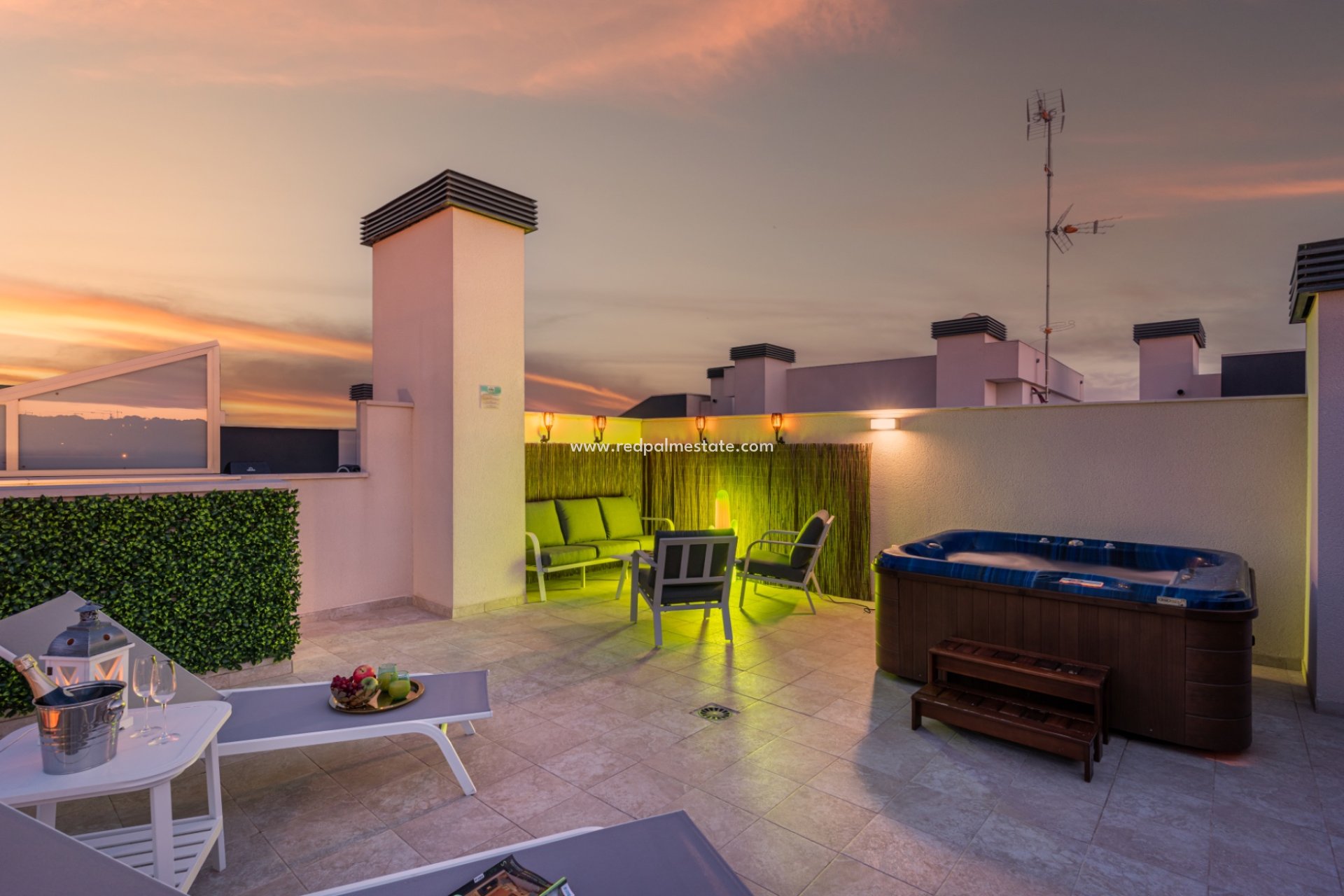 Videresalg - Leiligheter -
Orihuela Costa - Villamartín