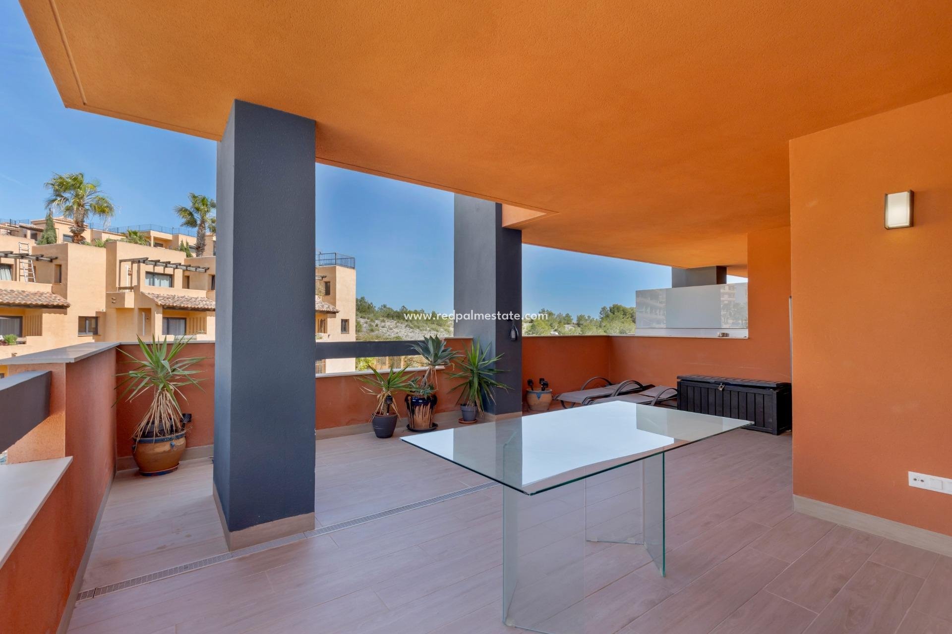 Videresalg - Leiligheter -
Orihuela Costa - Villamartín