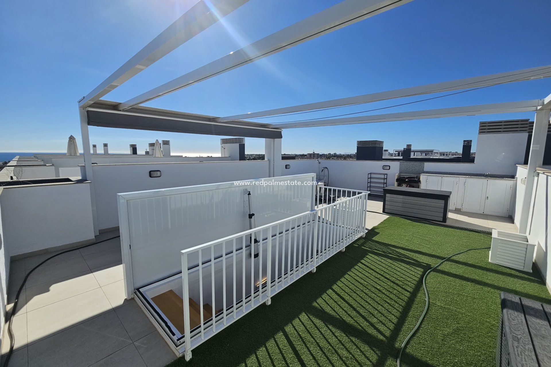 Videresalg - Leiligheter -
Orihuela Costa