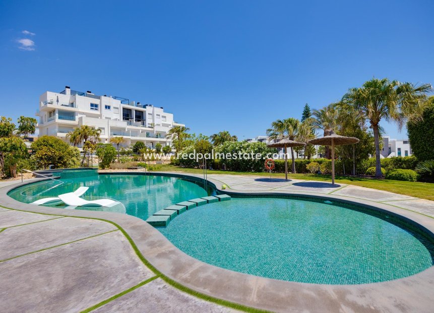 Videresalg - Leiligheter -
Orihuela Costa