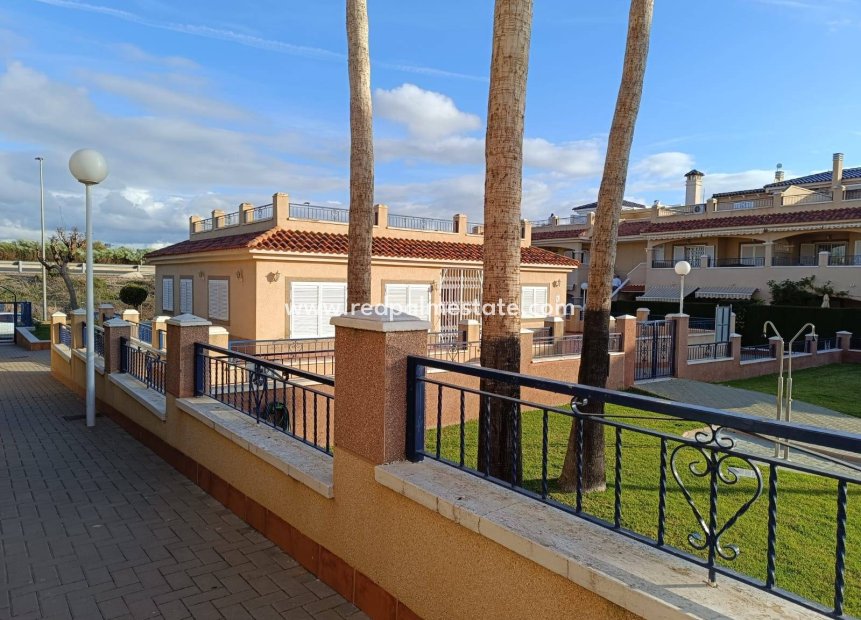 Videresalg - Leiligheter -
Pilar de la Horadada - Riomar