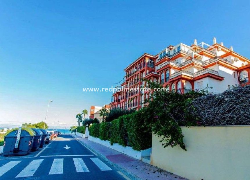Videresalg - Leiligheter -
Torrevieja - Aguas Nueva