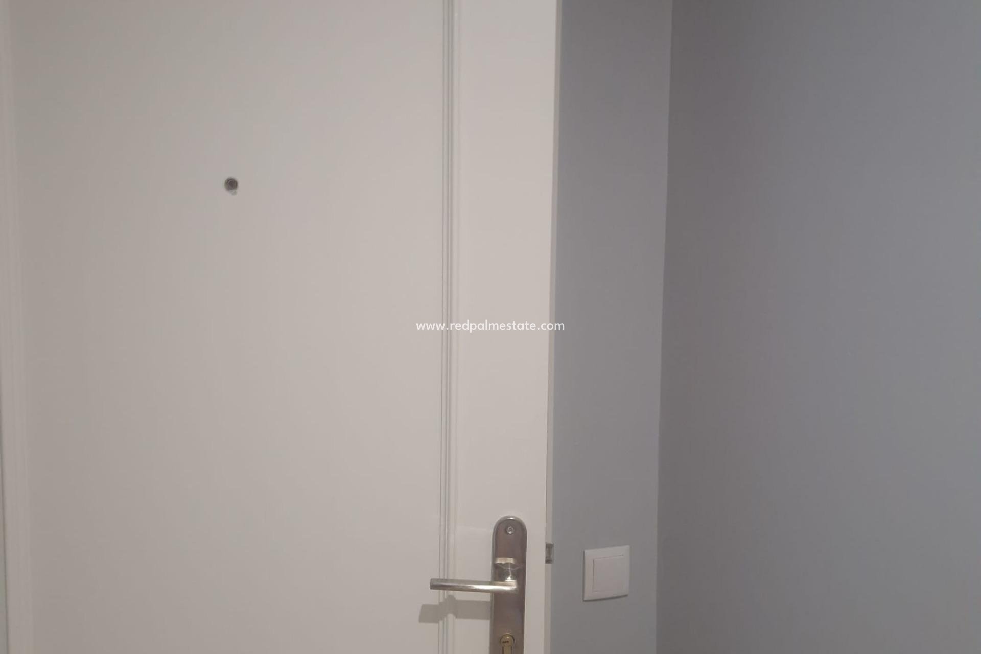 Videresalg - Leiligheter -
Torrevieja - La Mata