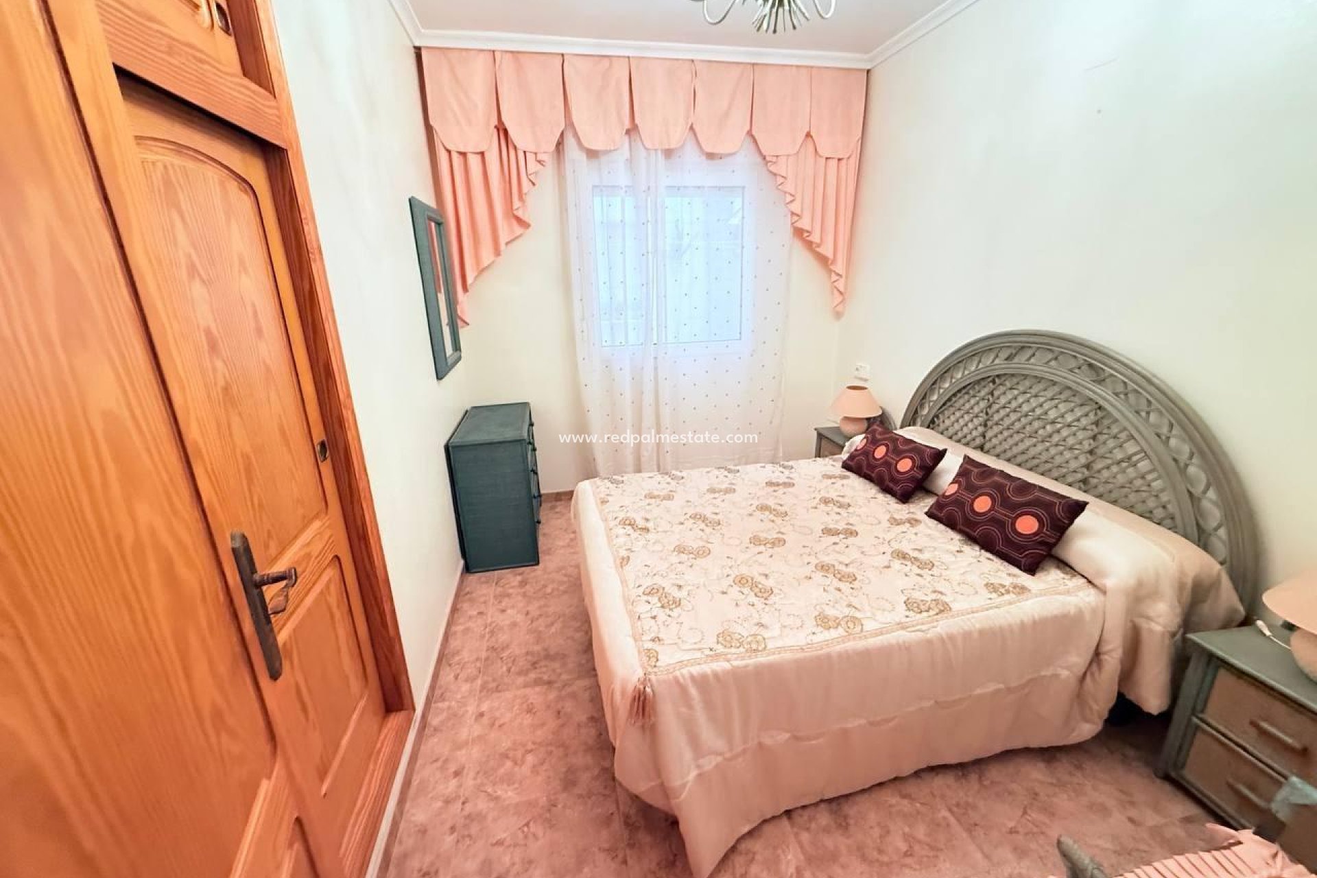 Videresalg - Leiligheter -
Torrevieja - La Mata