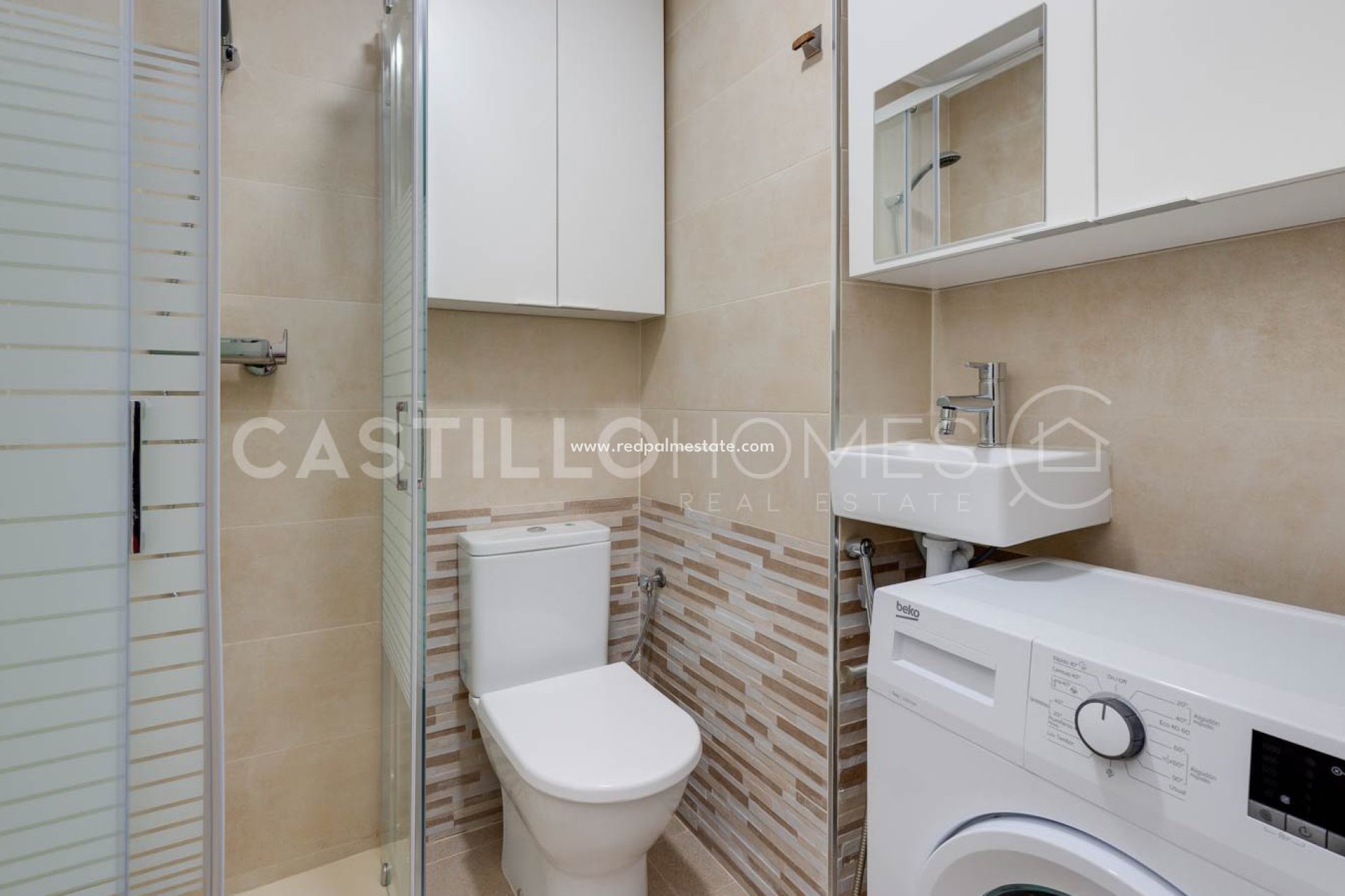 Videresalg - Leiligheter -
Torrevieja - Playa de los Locos