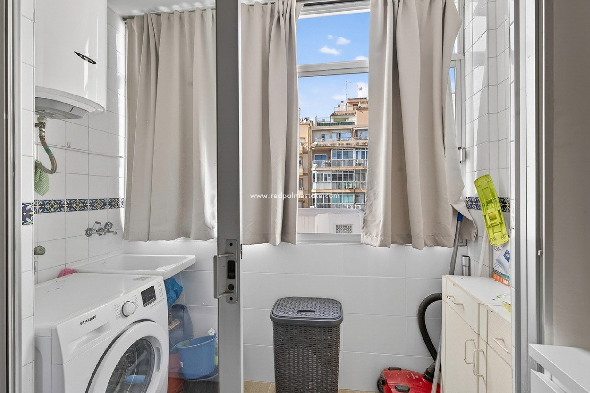 Videresalg - Leiligheter -
Torrevieja - Playa de los Locos