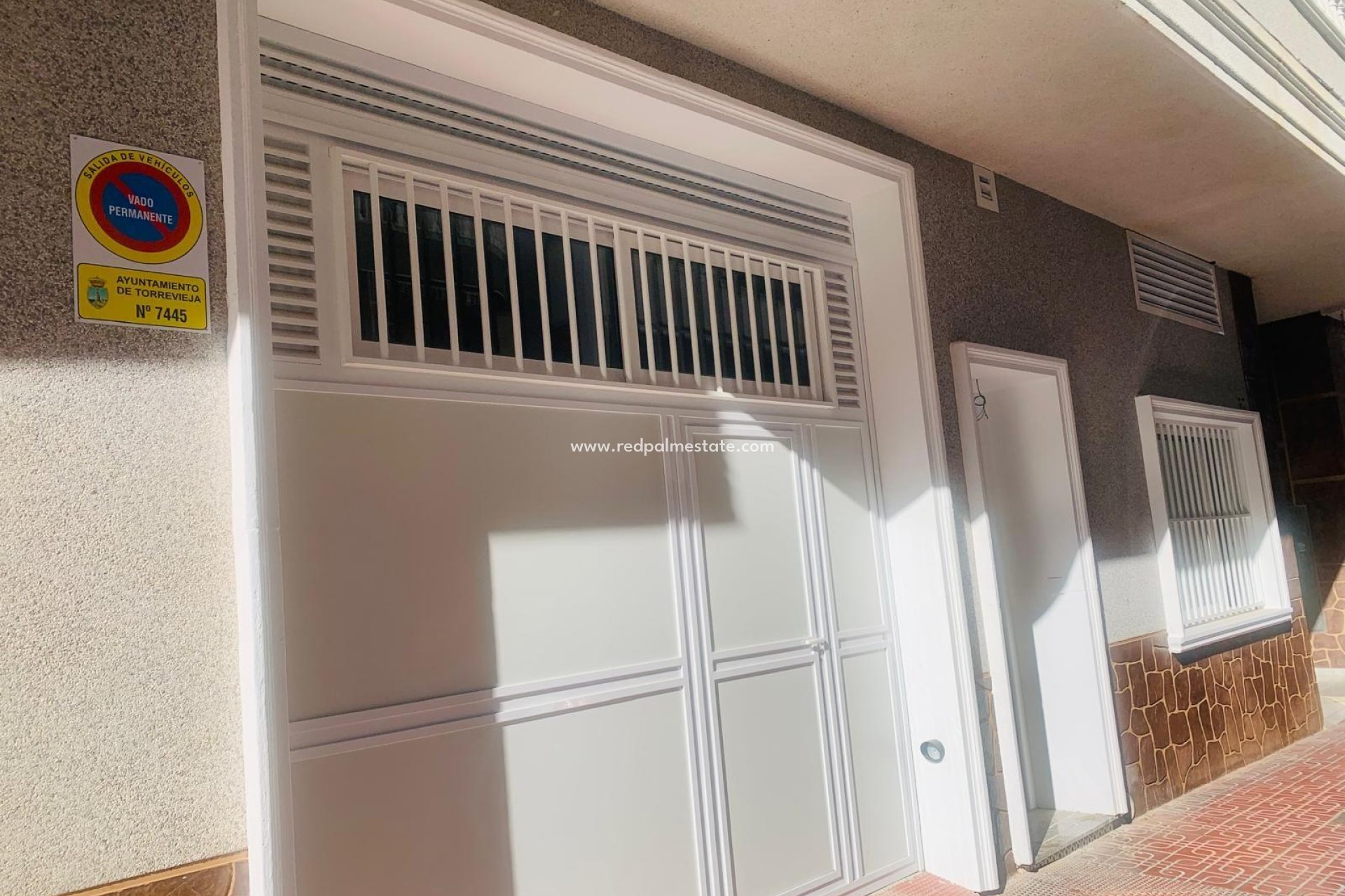 Videresalg - Leiligheter -
Torrevieja - Playa del Cura