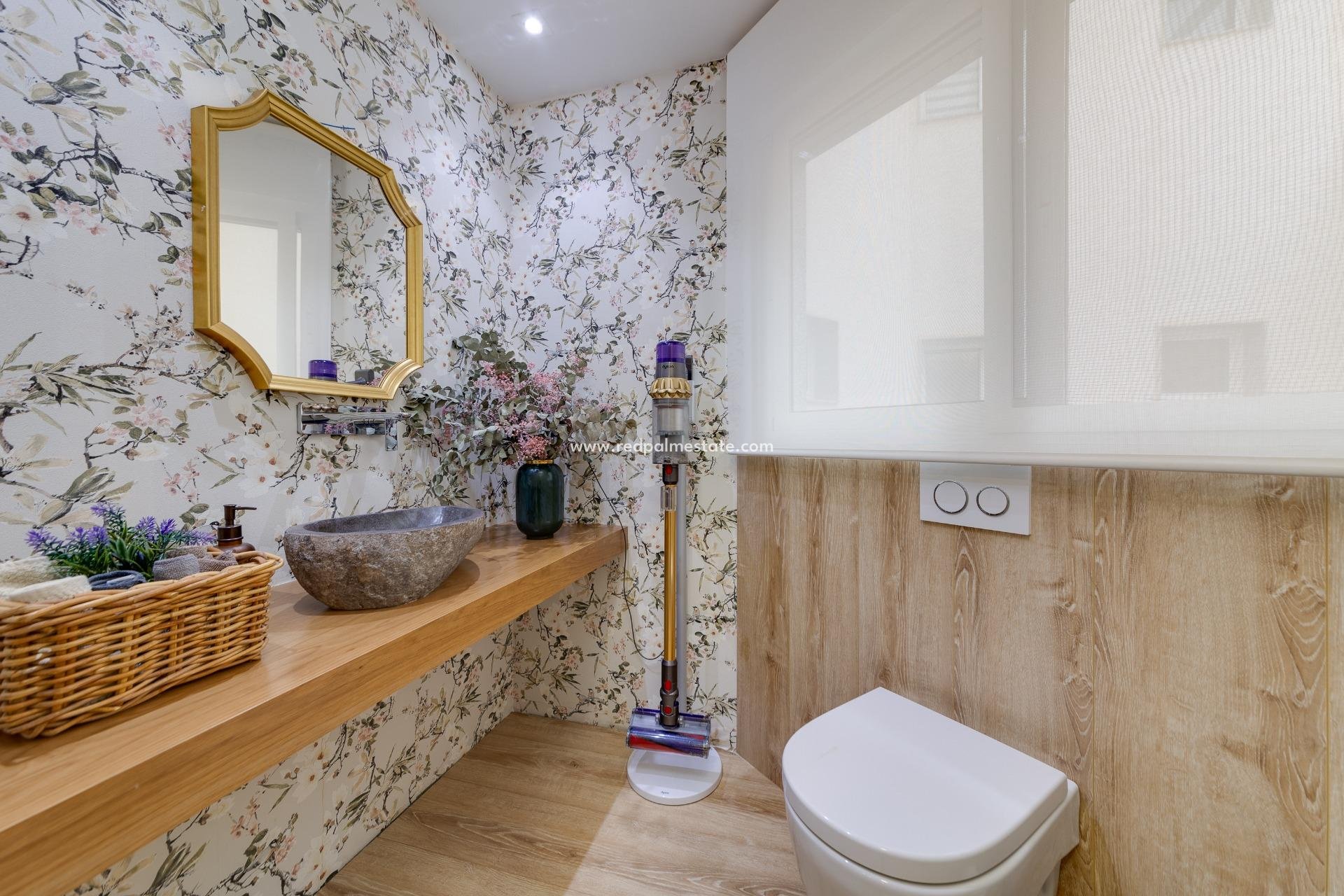 Videresalg - Leiligheter -
Torrevieja - Playa del Cura