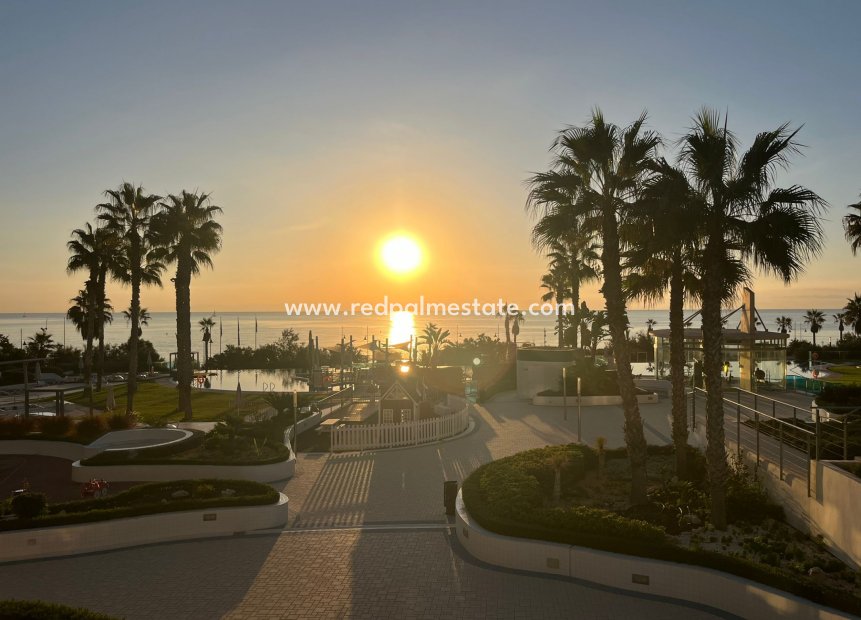 Videresalg - Leiligheter -
Torrevieja - Punta prima