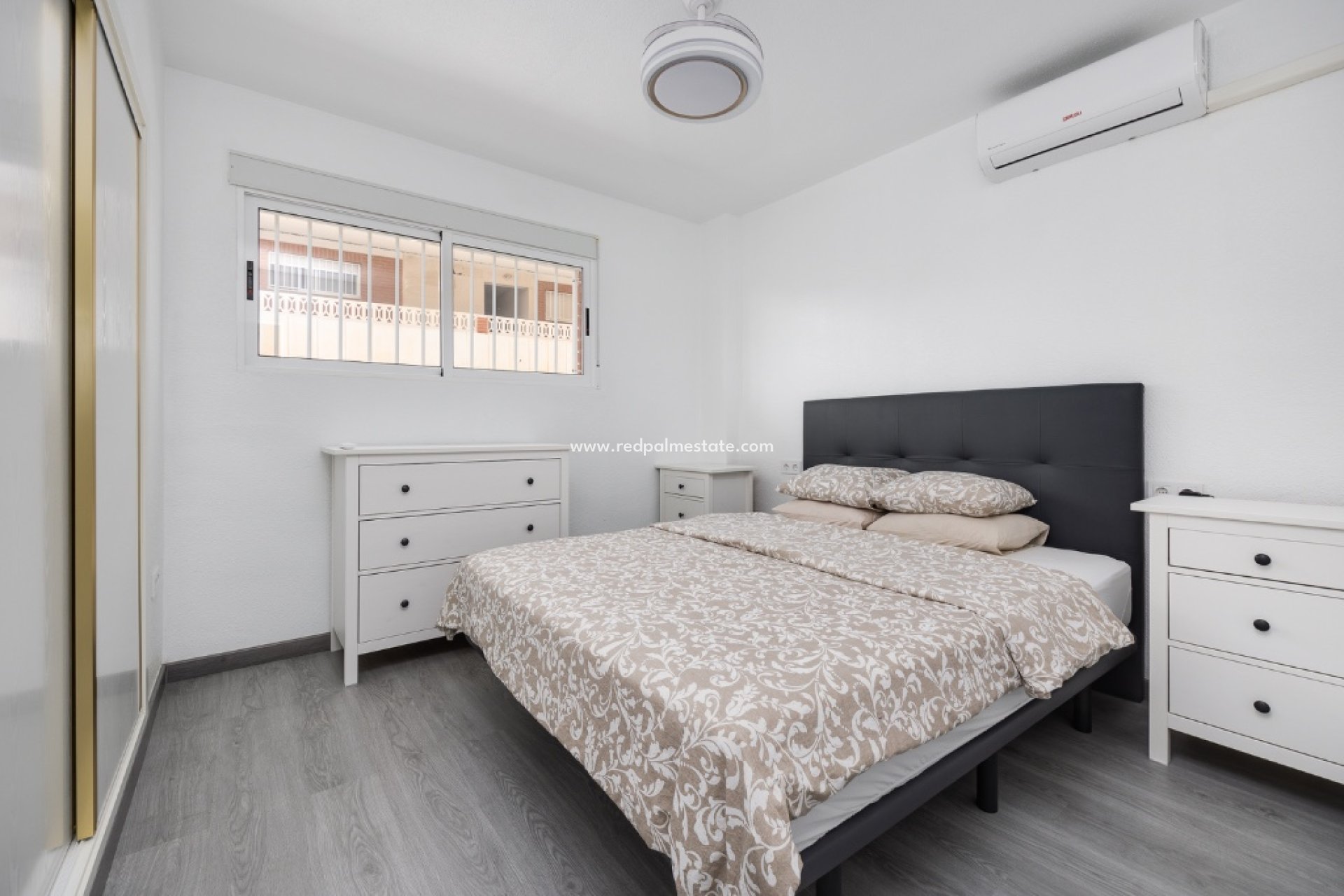 Videresalg - Leiligheter -
Torrevieja - Punta prima