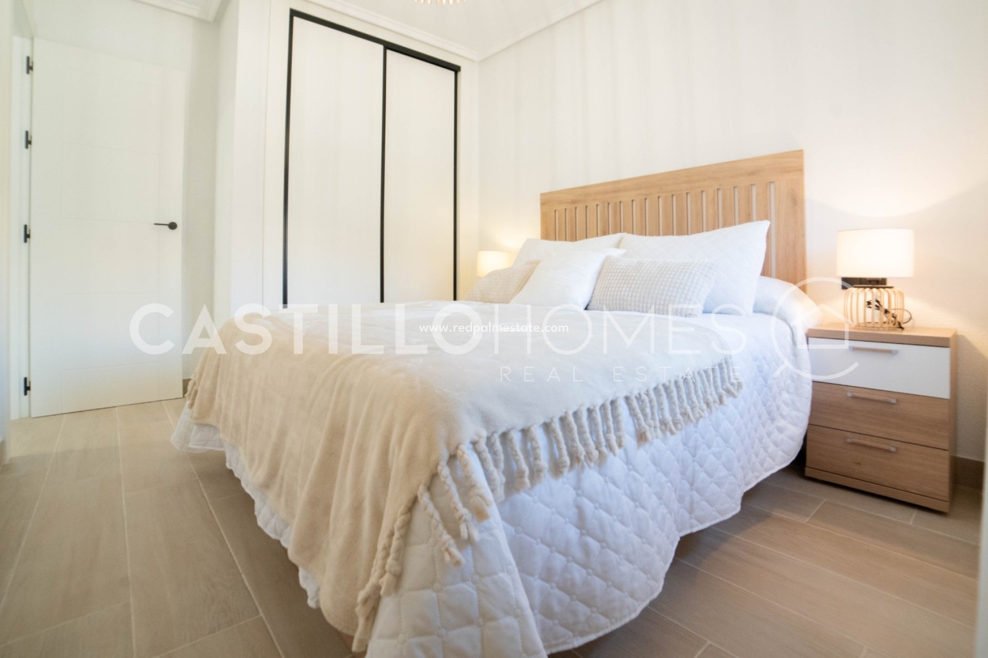 Videresalg - Leiligheter -
Torrevieja - Torre del moro