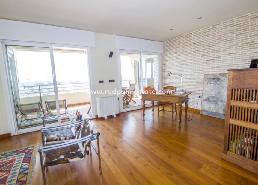 Videresalg - Leiligheter -
Torrevieja