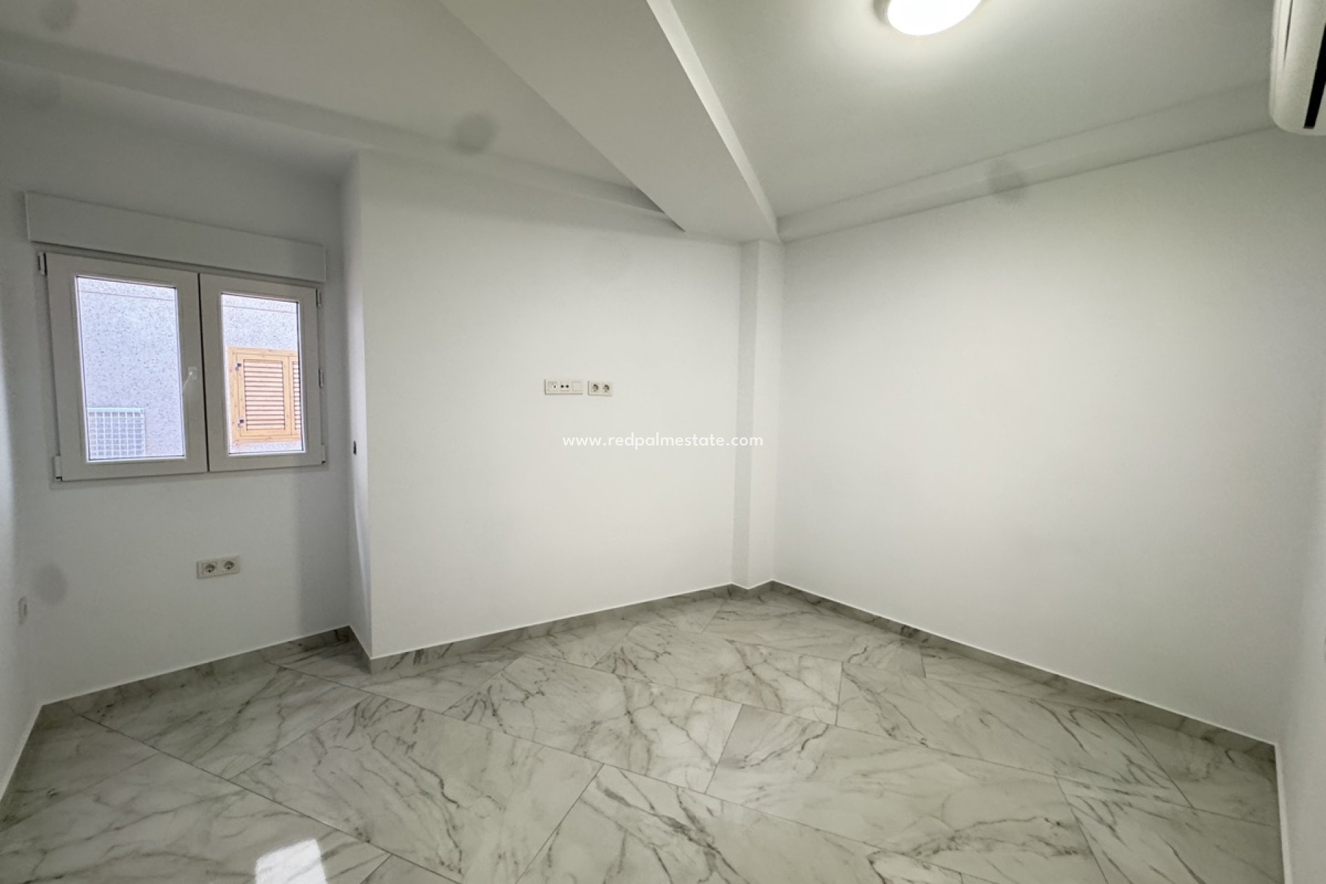 Videresalg - Leiligheter -
Torrevieja