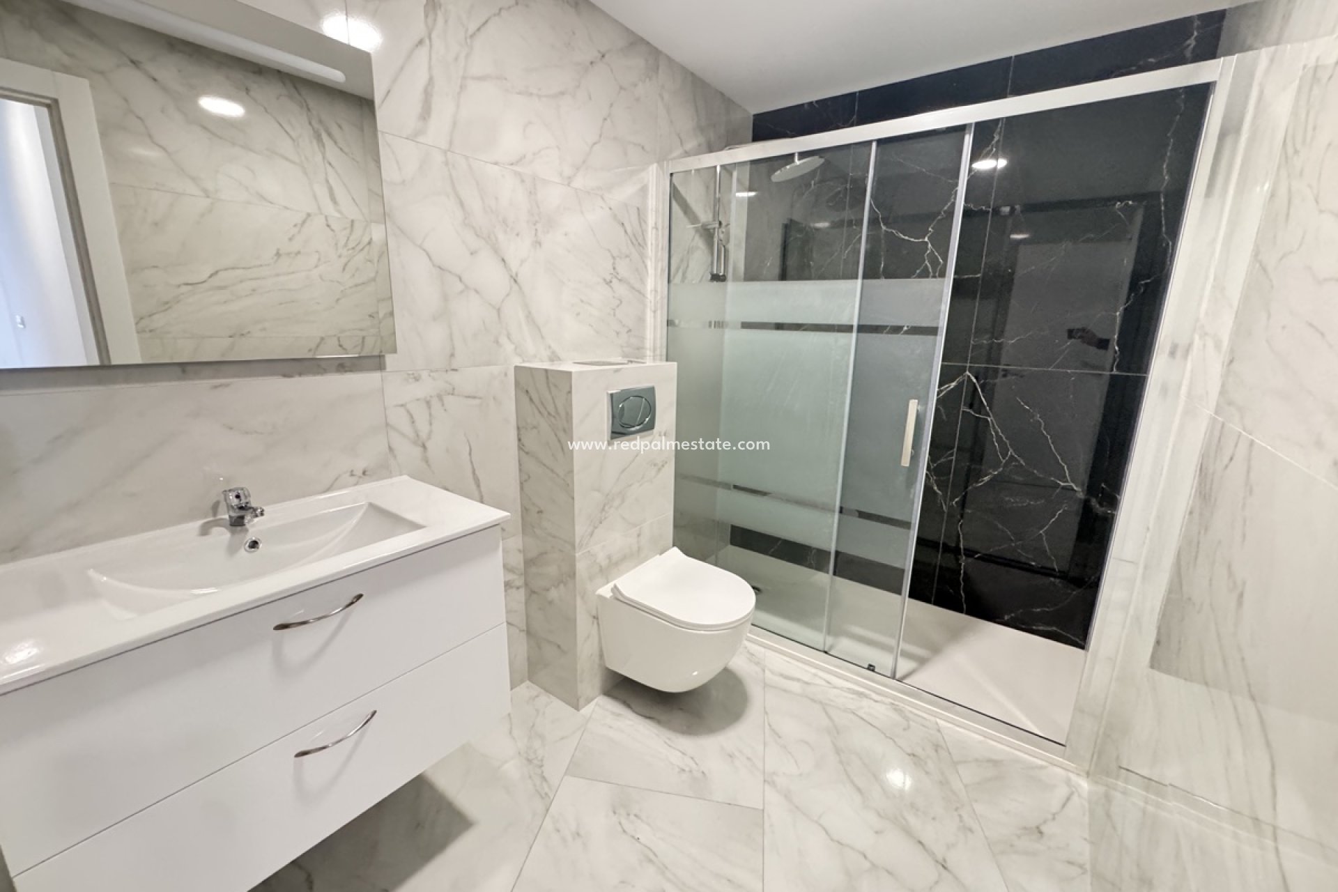 Videresalg - Leiligheter -
Torrevieja